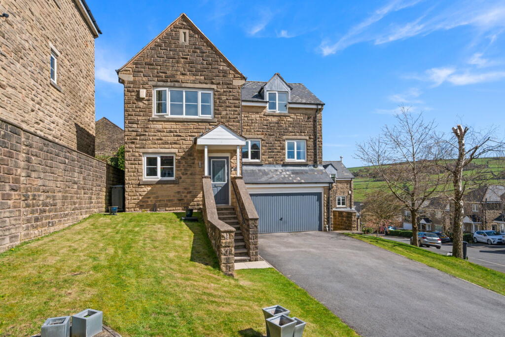 Main image of property: 33 Rylands Park, Ripponden HX6 4JH