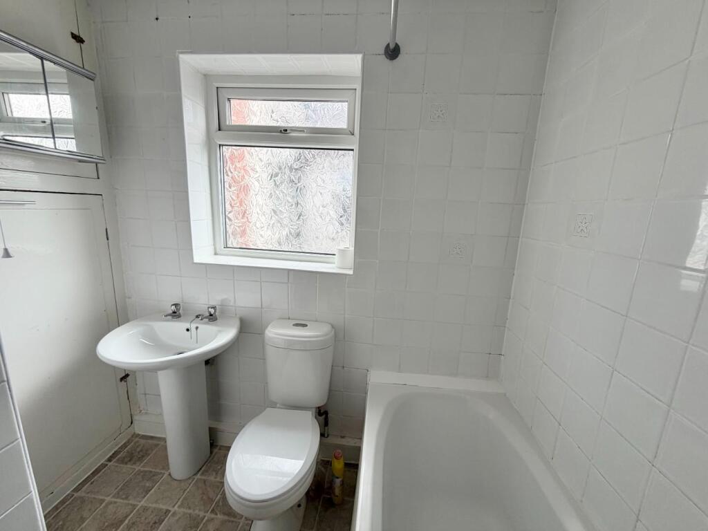 Apartment in Bolton - View 5