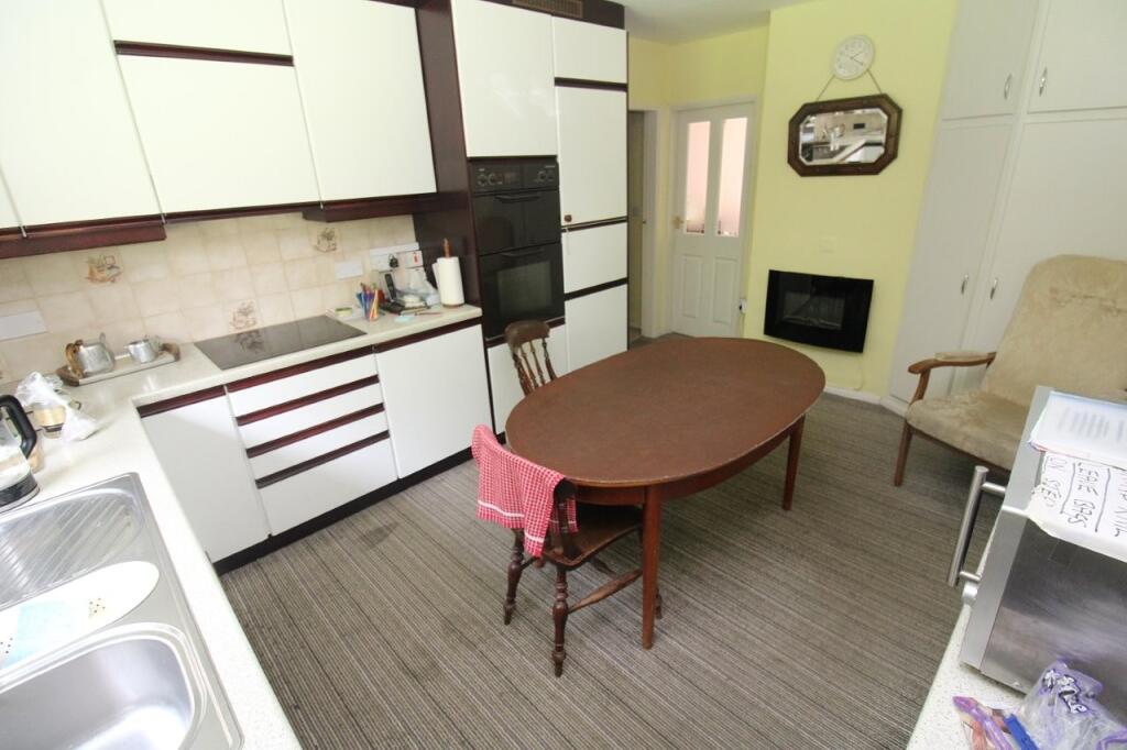 Dennington Lane, Crigglestone, Wakefield photo 3