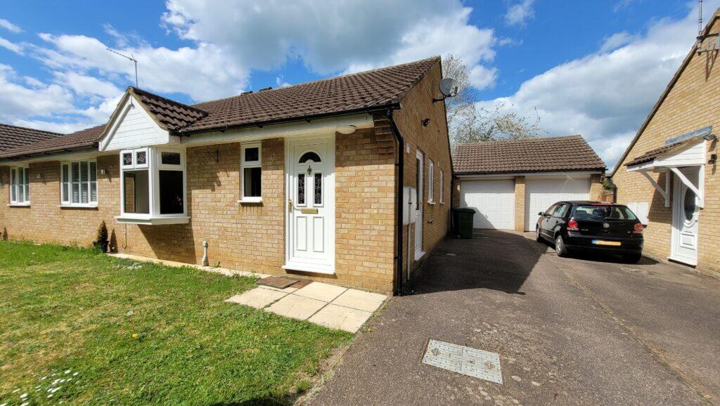 Main image of property: Horton Close, Middleton Cheney, OXON, OX17