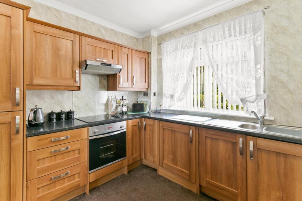 Dimsdale Crescent, Wishaw, ML2 photo 4
