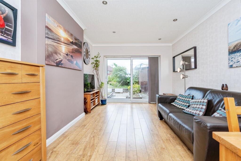 House in Hertsmere, Otterspool, Bushey - View 5