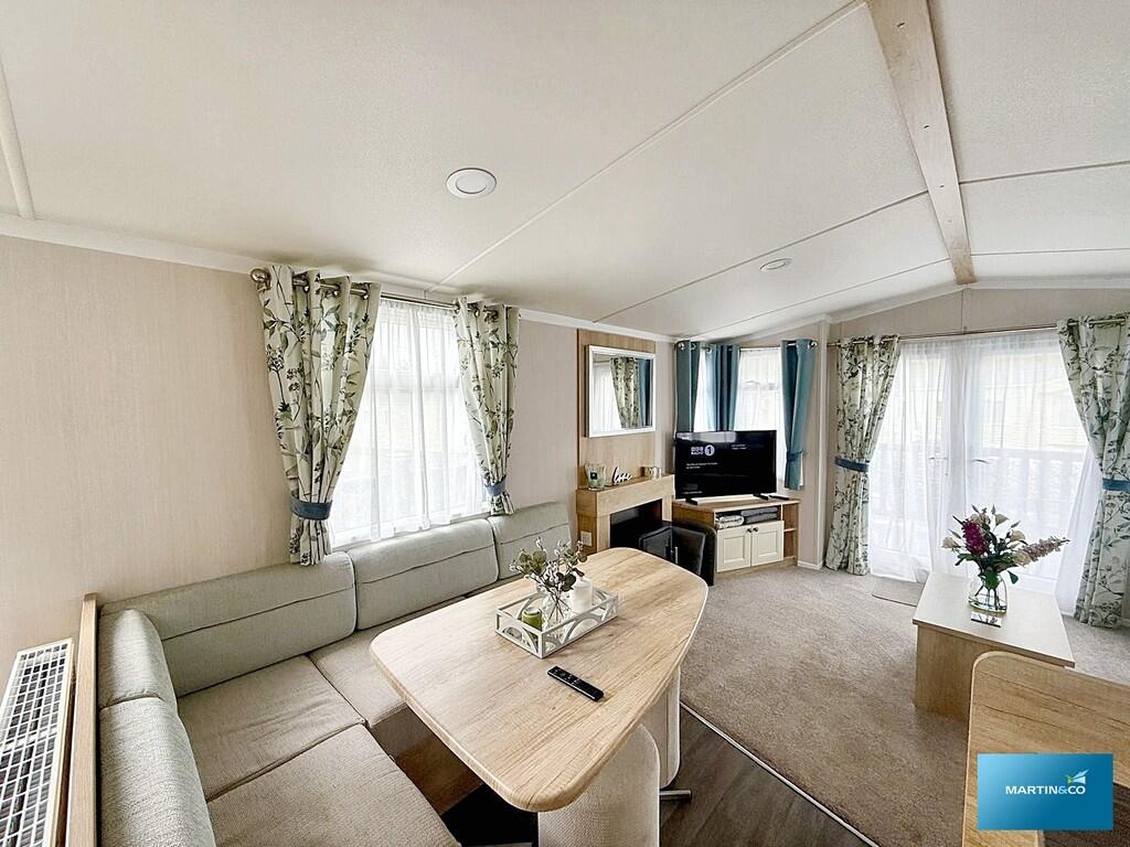 Oakdene Holiday Park photo 2