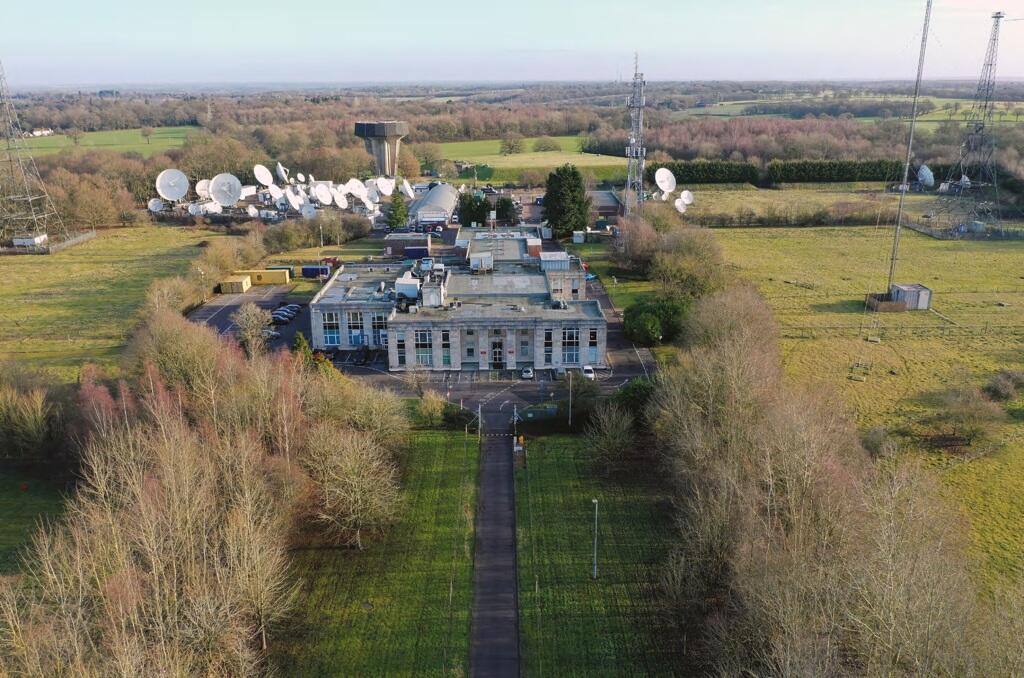 The Business Centre, Brookmans Business Park, Brookmans Park, Potters Bar, Hertfordshire, AL9 6NE