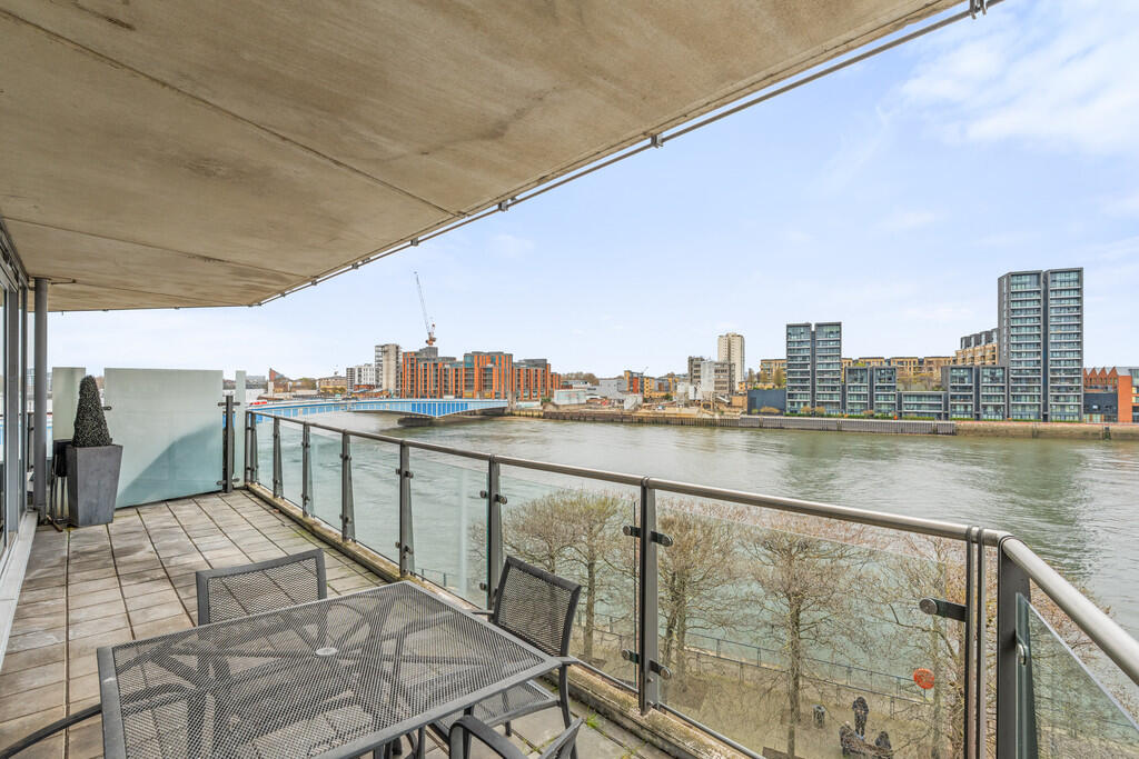 Main image of property: Commodore House, Battersea Reach