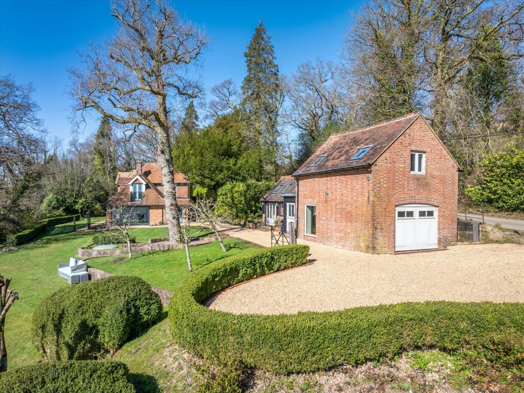 House in Chichester, Fernhurst - View 5