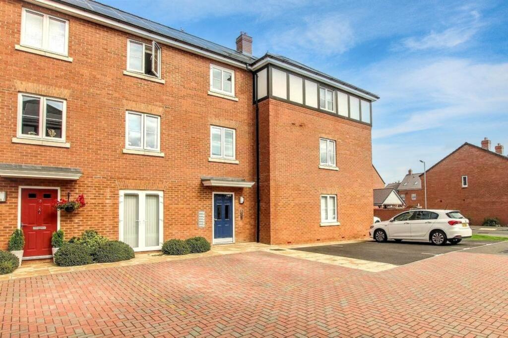 Main image of property: Chappell Close, Aylesbury