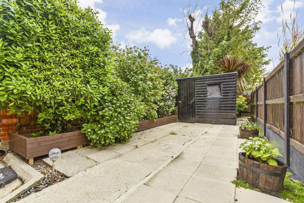 House in Tonbridge - View 5
