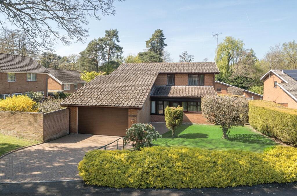 Main image of property: Coleridge Avenue, Yateley, Hampshire, GU46