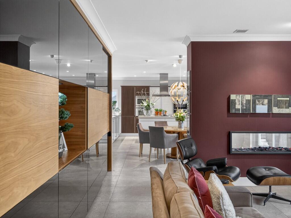 Additional image 2 of Truly distinctive family home, 1 Lamb Lane, Redbourn, AL3