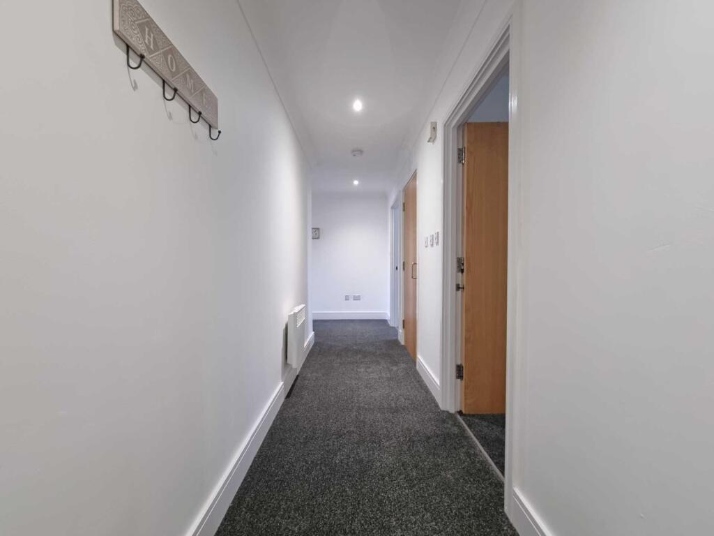 Apartment in Ipswich - View 4