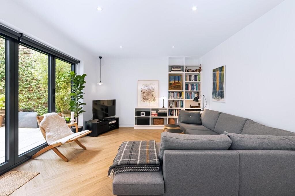 Main image of property: Featherstone Mews, London