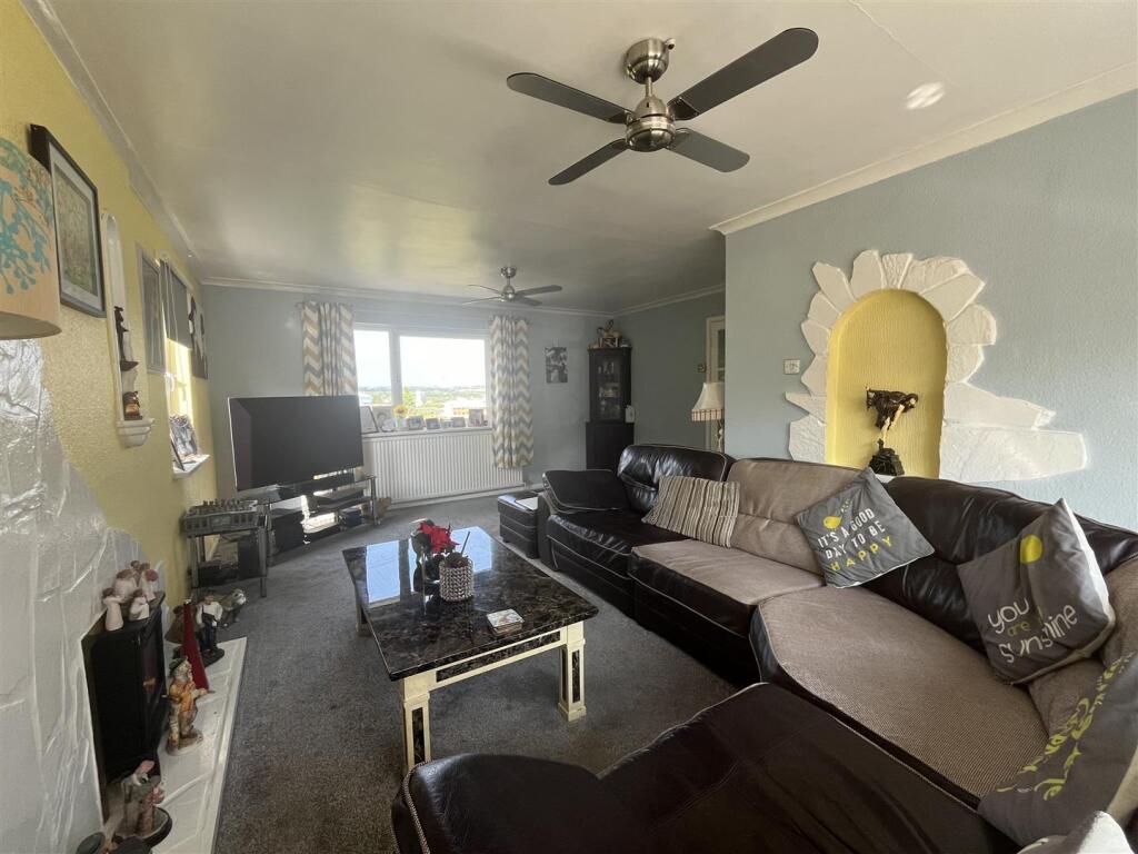 Additional image 7 of Elizabeth Avenue, Wyke, Bradford