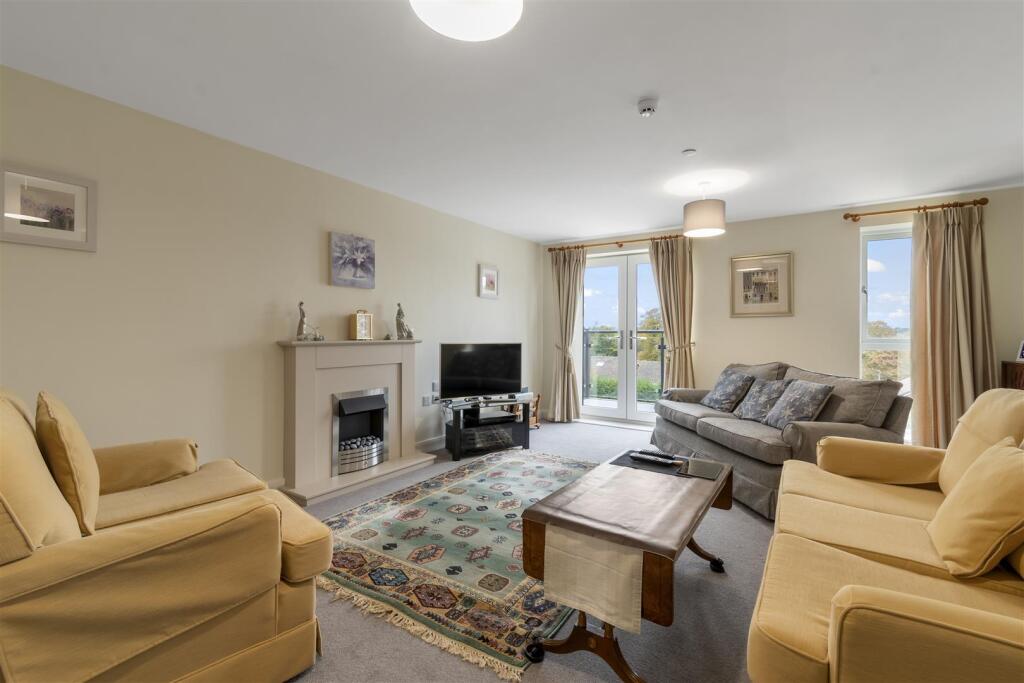Apartment in Sutton Coldfield - View 2