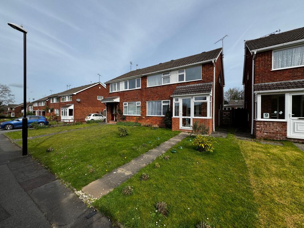 Main image of property: Stare Green, Coventry, CV4