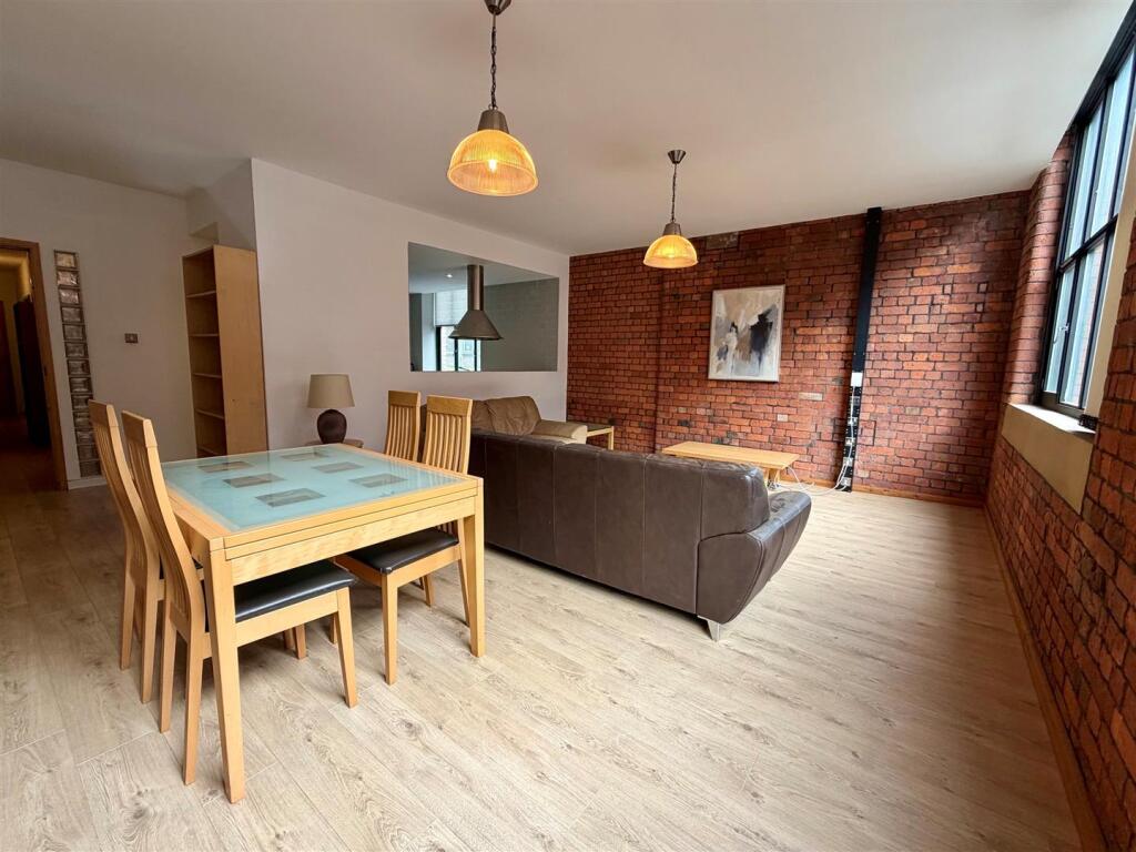 Apartment in Manchester - View 4