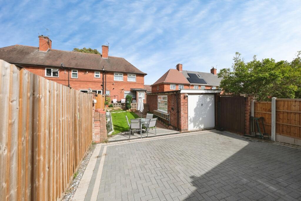 House in Nottingham, Old Basford - View 4