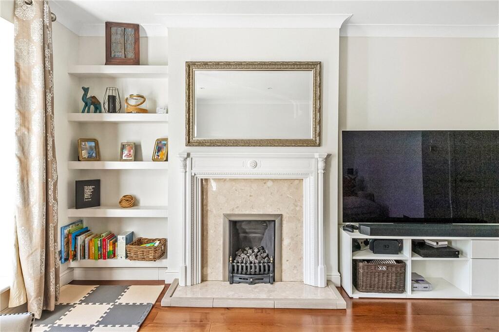 House in London - View 5