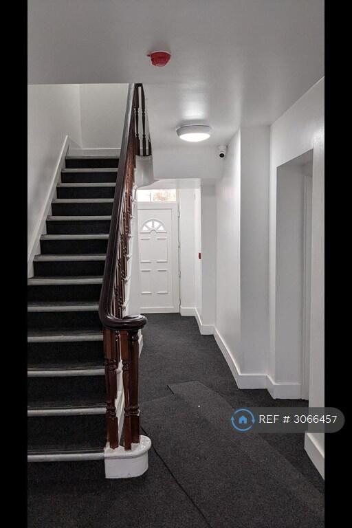 Apartment in Wolverhampton - View 3