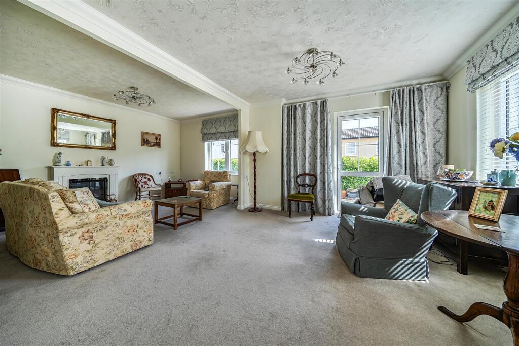 Hubert Lodge, Hythe, Southampton, Hampshire photo 4
