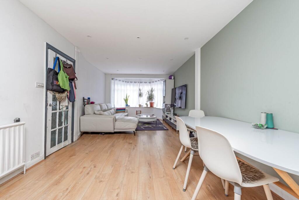 House in Morden, Lower Morden - View 5