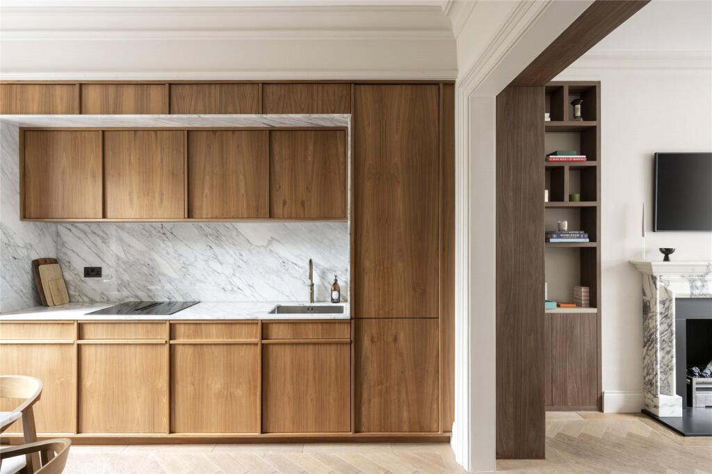Apartment in London - View 5