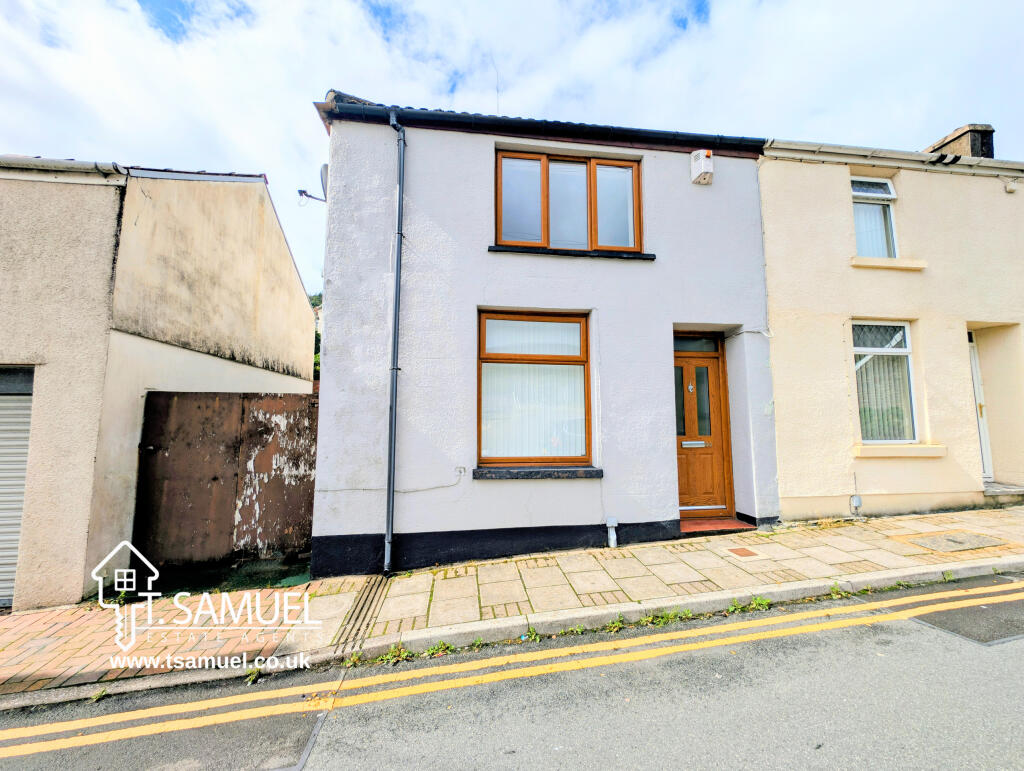 Main image of property: Duffryn Street, Mountain Ash, CF45 3NL
