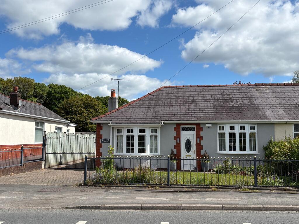 Main image of property: Tag Lane, Ingol, PR2 3UY