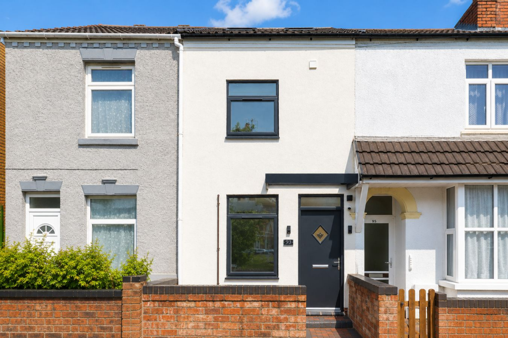 Main image of property: Cambridge Street, Rugby, CV21