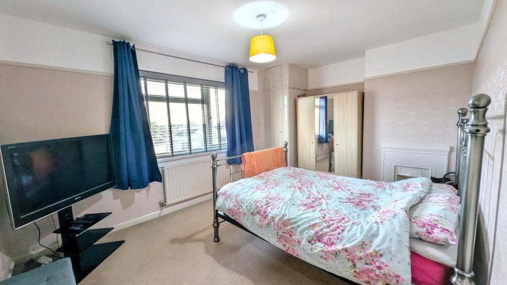 House in Swansea - More
