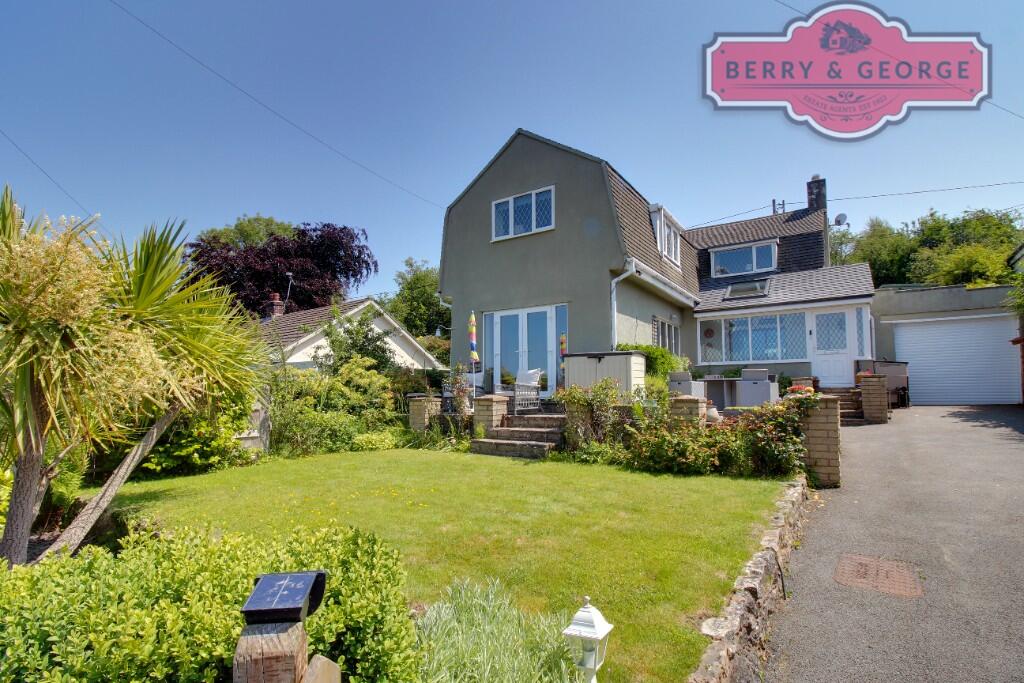 4-bed detached on Bryn Coch Lane, CH7 5EJ, £480,000