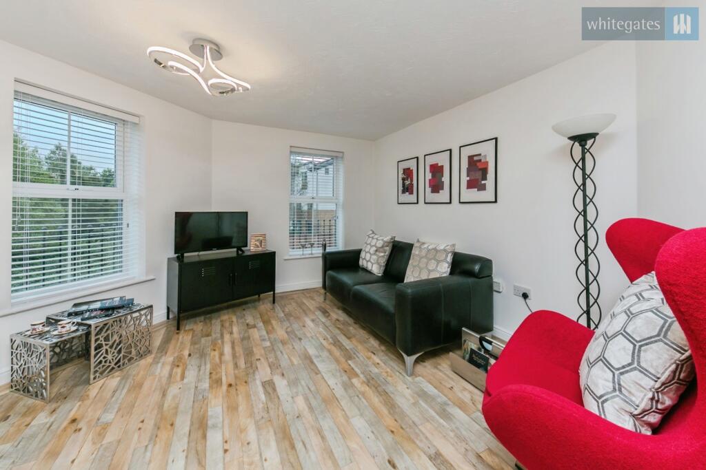 Apartment in Crewe - More