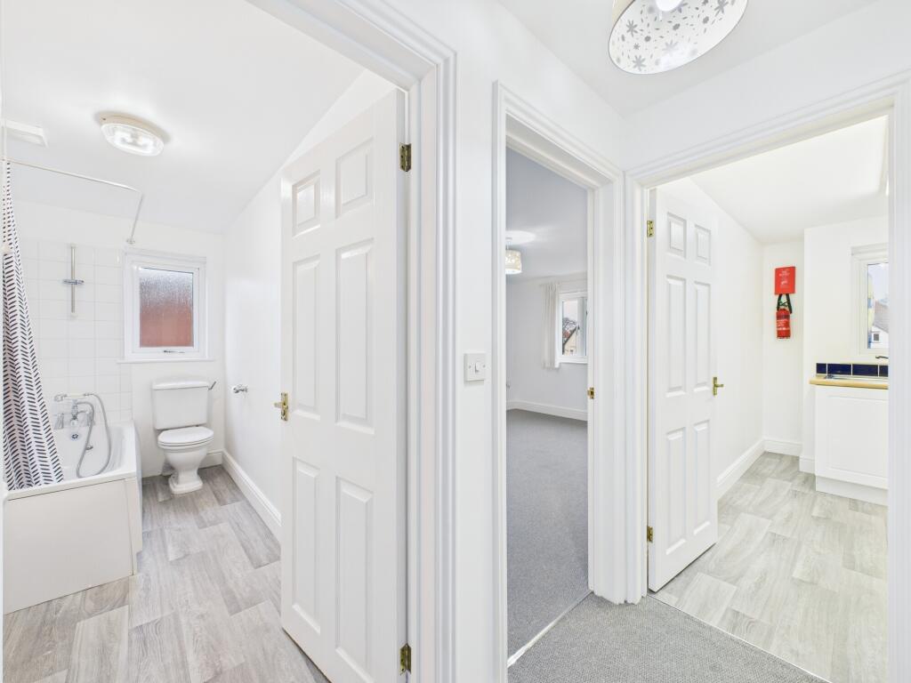 Apartment in Norwich - View 4
