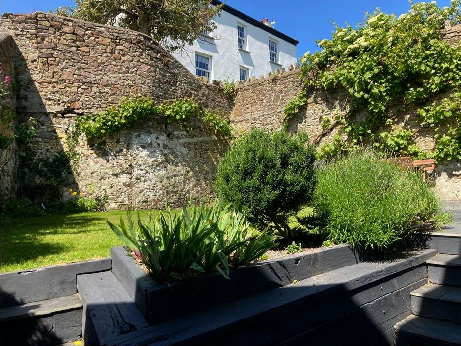 Providence Row, Bideford photo 2