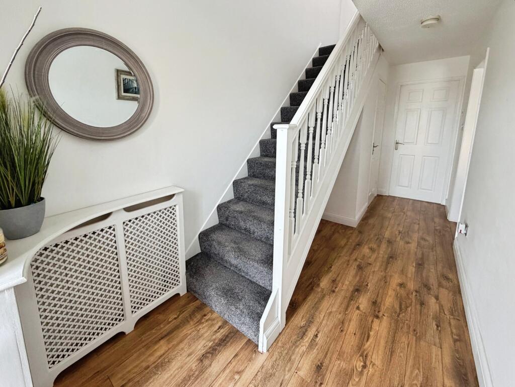 Cherry Tree Drive, Chesterfield, S44 photo 2