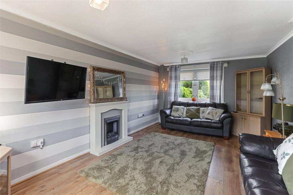 House in Glasgow, East Dunbartonshire - View 2