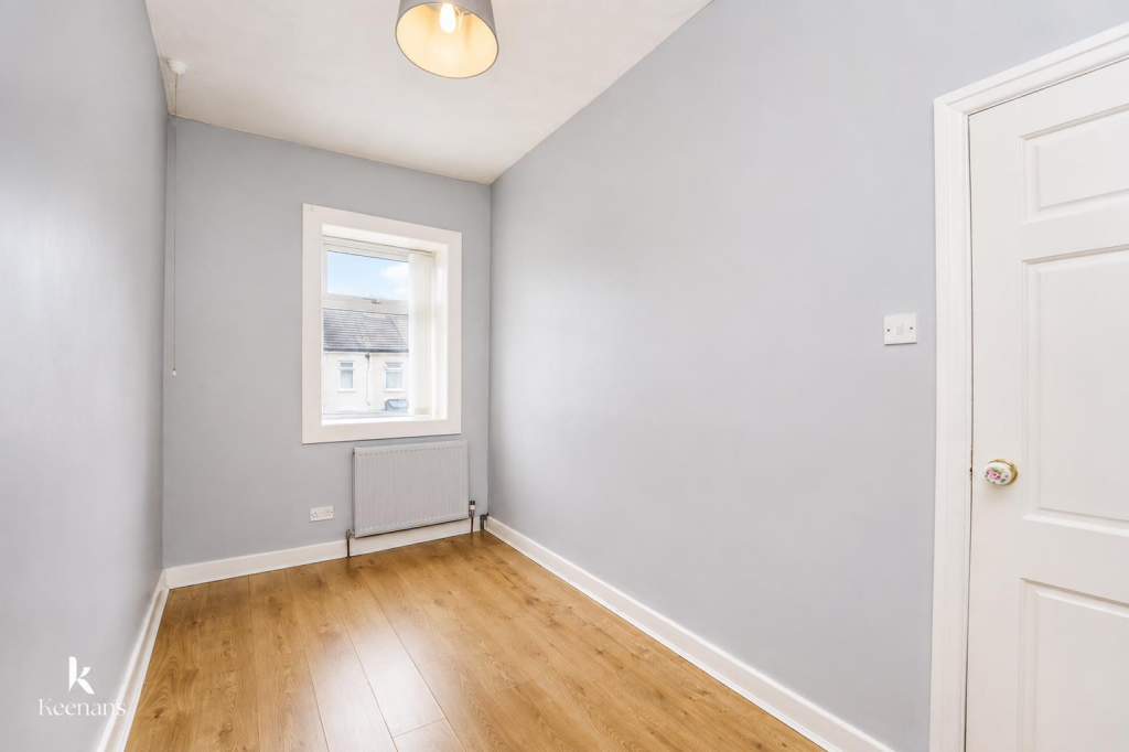 House in Hyndburn, Hillock Vale - More