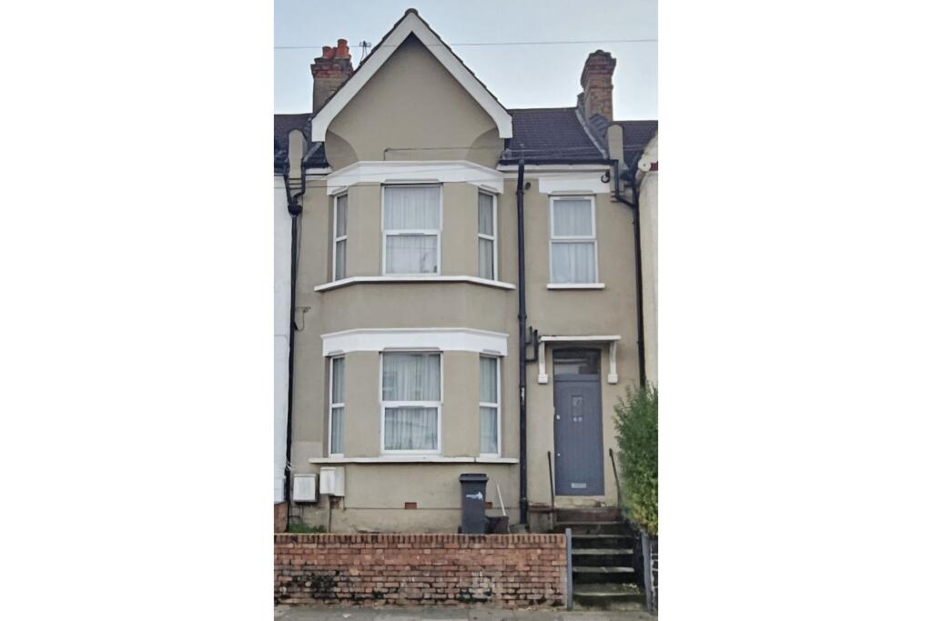 Main image of property: Tottenhall Road, London, N13