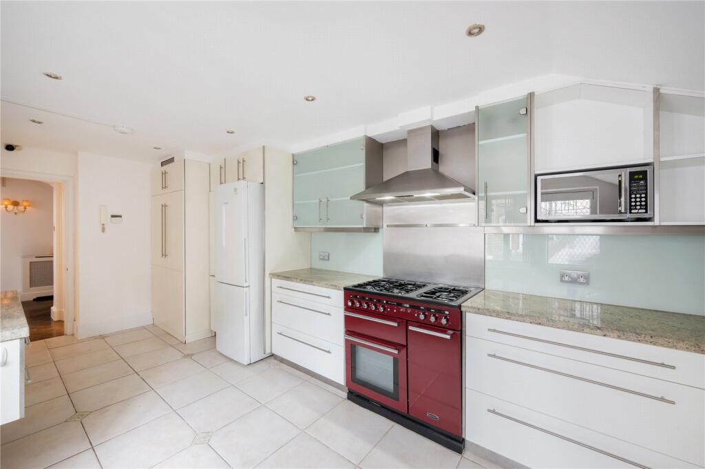 Apartment in London, Marylebone - View 5