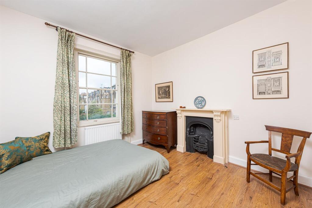 House in London - View 4