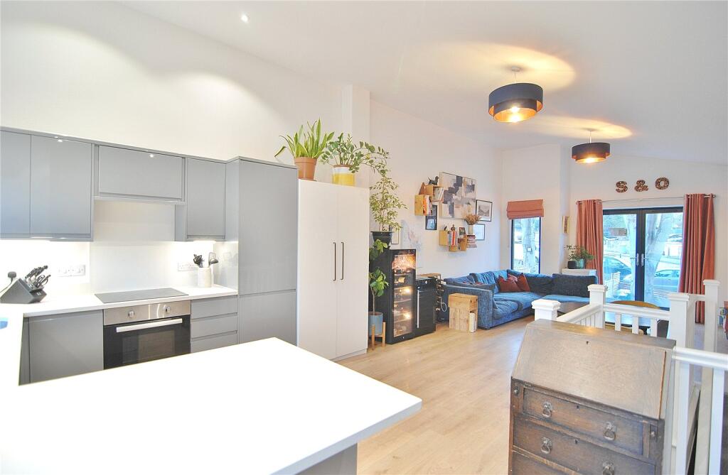 House in Stroud, Rooksmoor, Rodborough - View 3