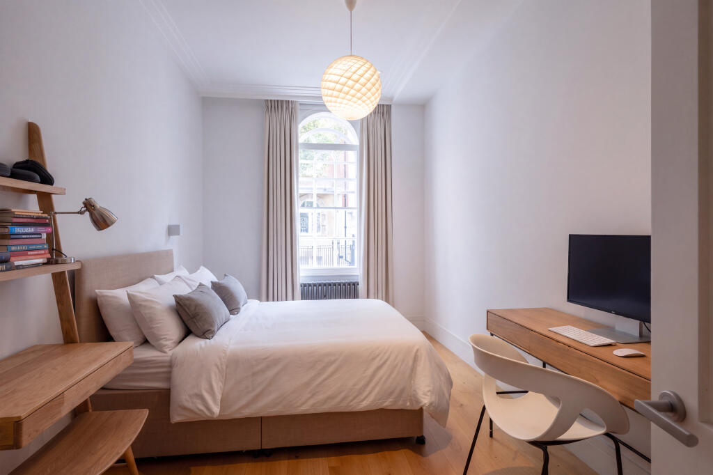 Apartment in London, City of Westminster - More