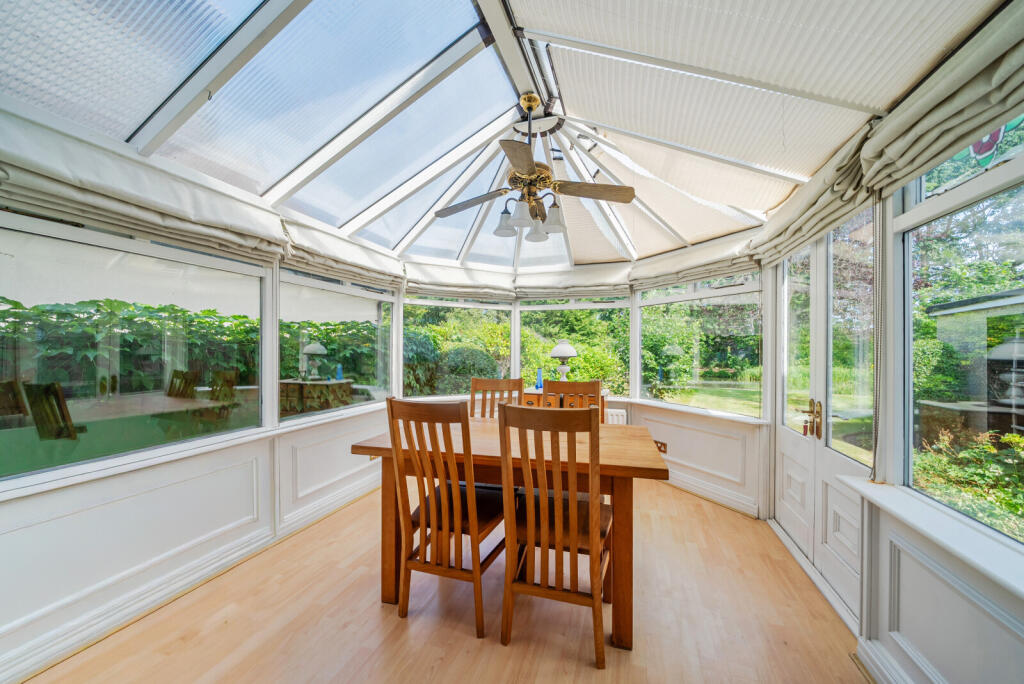 House in Kingston upon Thames - View 4
