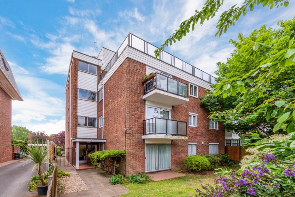 Main image of property: Worple Road, London, SW19