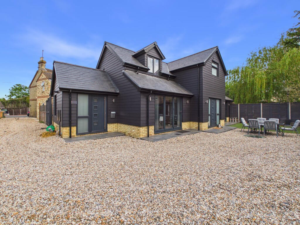 Main image of property: The Baulk, Biggleswade, SG18
