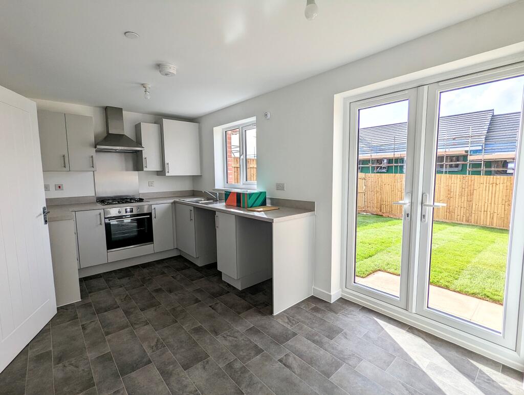 Main image of property: Heol Y Gylfinir, Llanilid