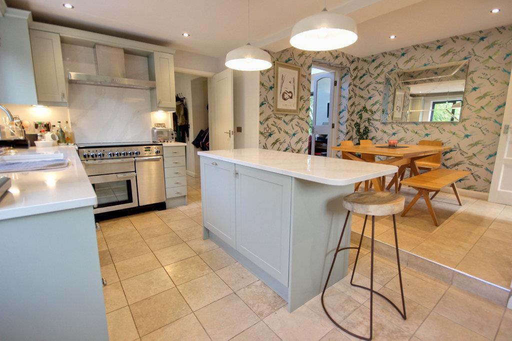 House in Hull - More