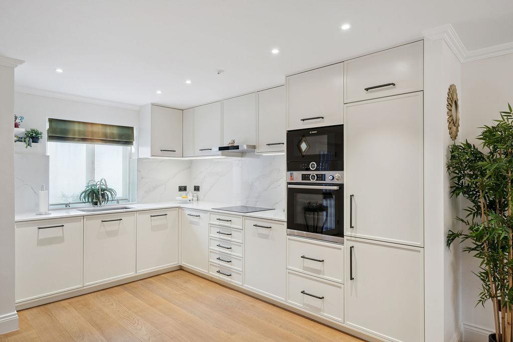 House in London, City of Westminster - View 5