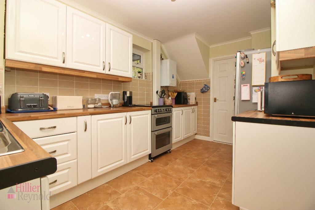 House in Tonbridge - More