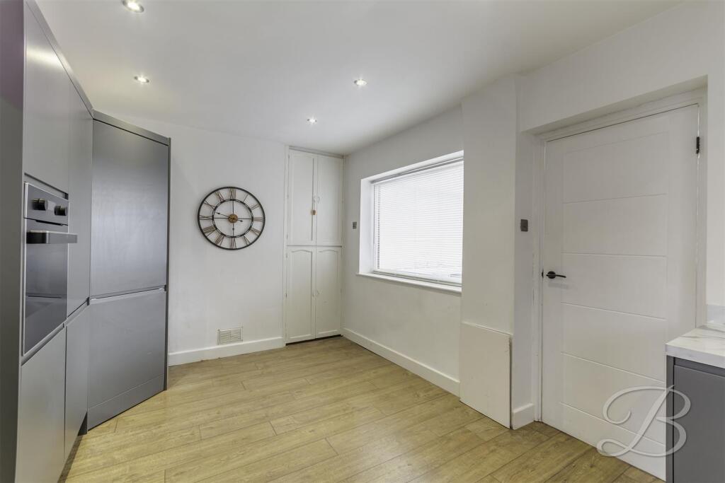 House in Nottingham - View 5